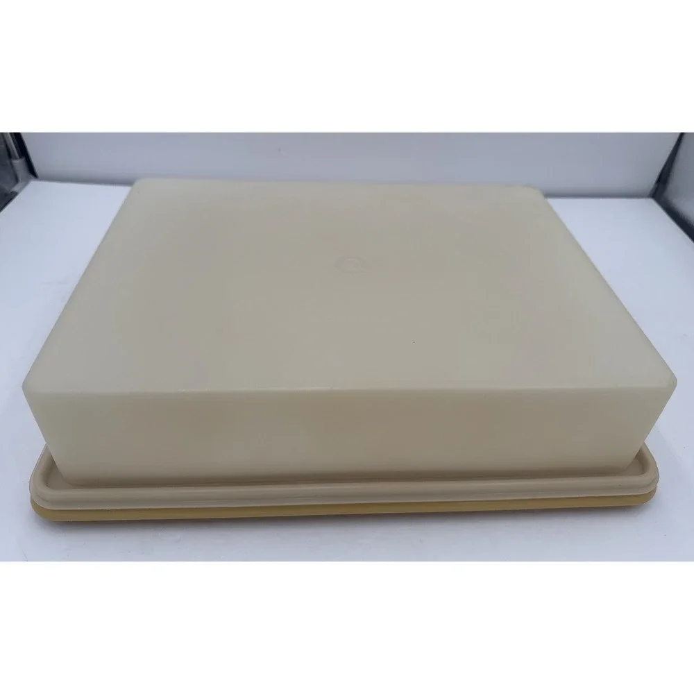 Vintage Tupperware Rectangular 14x10‎ Cake Saver Holder Sheet Cake Carrier